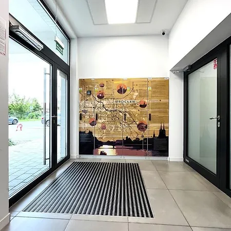 Zarembowicza 38 - Self Check-in 20h - Parking &lift Breslau