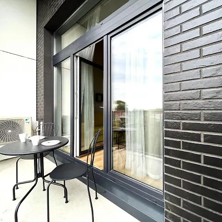 Apartment Zarembowicza 38 - Self Check-in 20h - Parking &lift Breslau