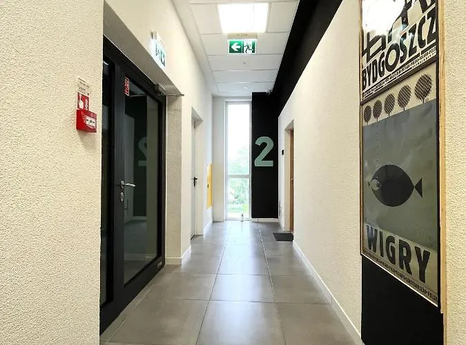 Zarembowicza 38 - Self Check-in 20h - Parking &lift