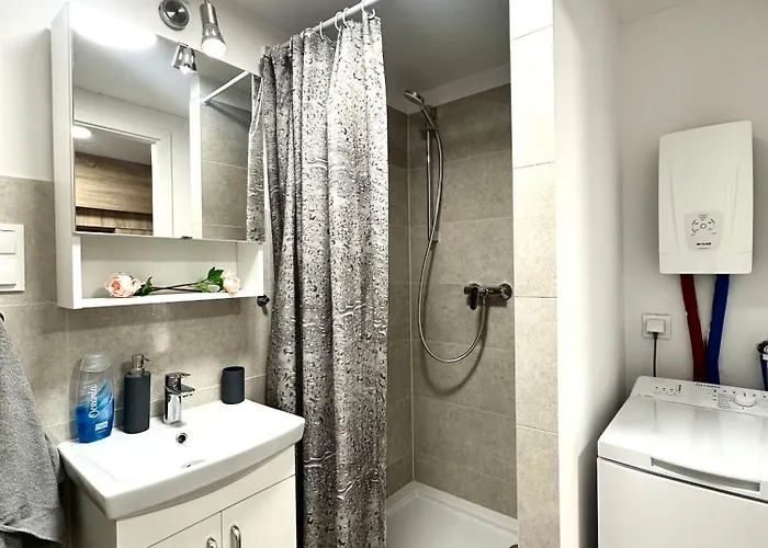 Zarembowicza 38 - Self Check-in 20h - Parking &lift 브로츠와프